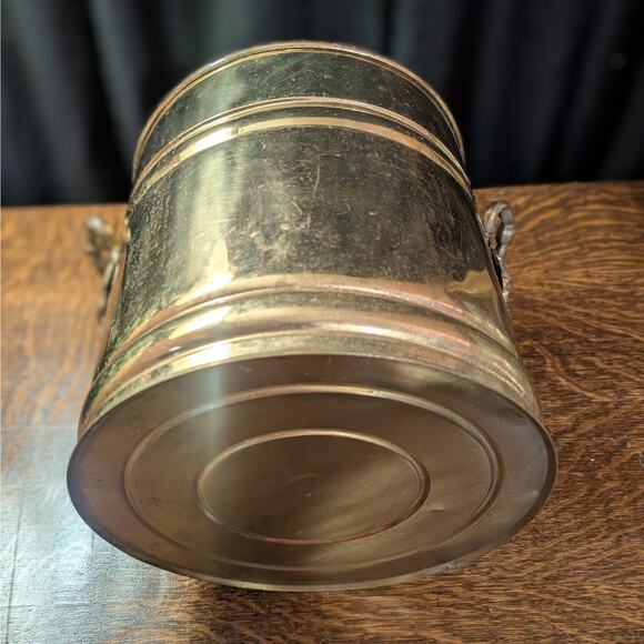 Large Heavy Vintage Estate Find Polished Brass Planter Pot w/ Ornate Handles - Picture 7 of 8